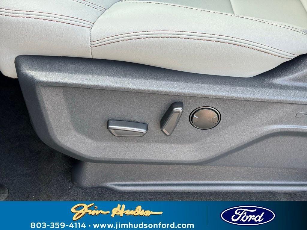new 2025 Ford Expedition Max car, priced at $72,425