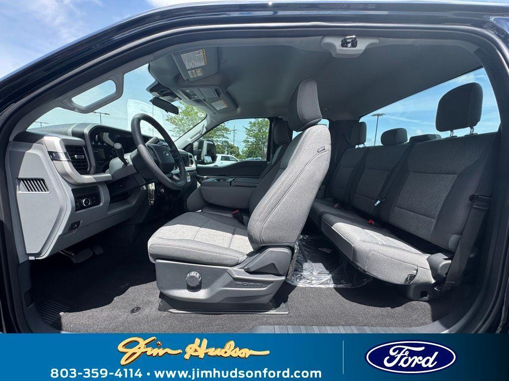 new 2025 Ford F-250 car, priced at $56,710