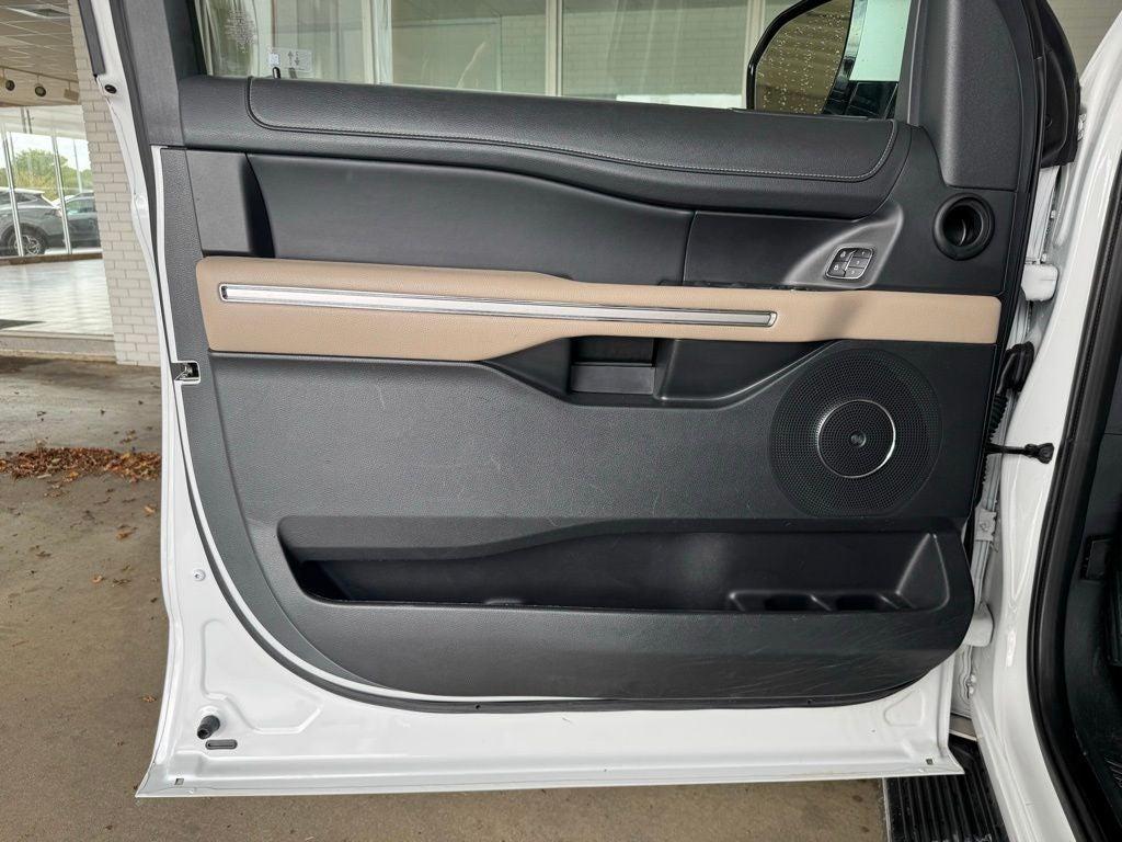 used 2023 Ford Expedition Max car