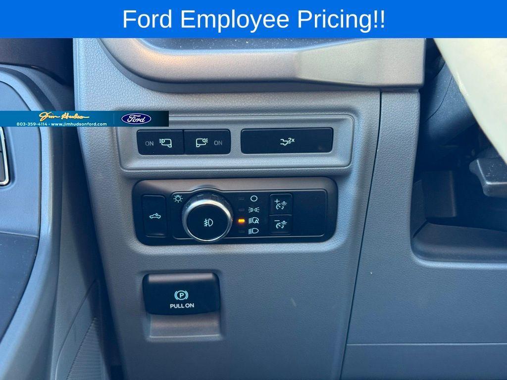 new 2024 Ford F-150 car, priced at $51,644