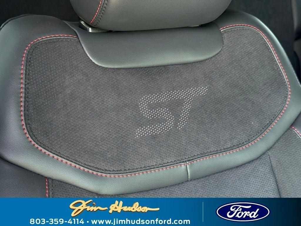 new 2025 Ford Explorer car, priced at $58,280