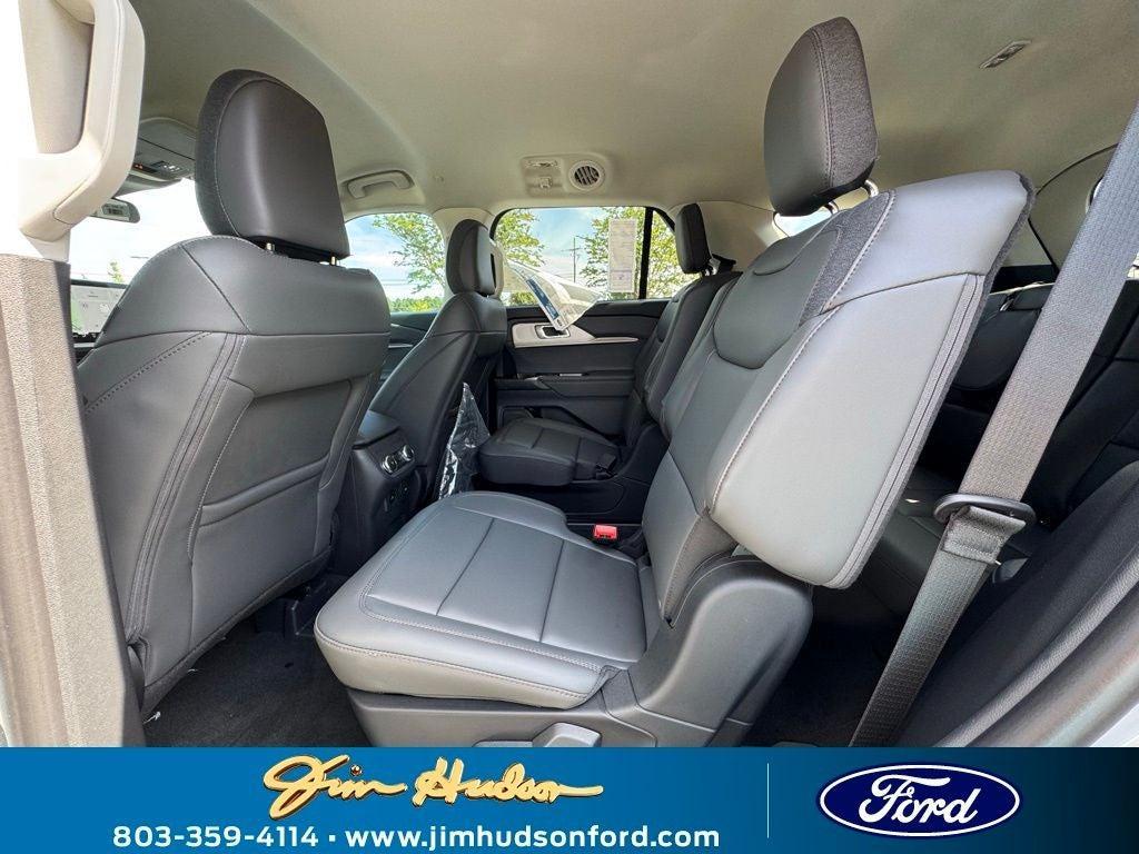 new 2025 Ford Explorer car, priced at $45,265