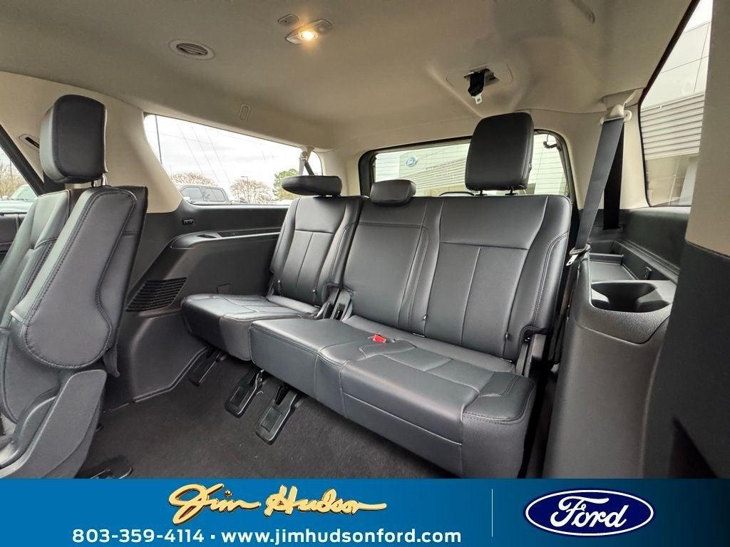 new 2024 Ford Expedition Max car, priced at $67,250