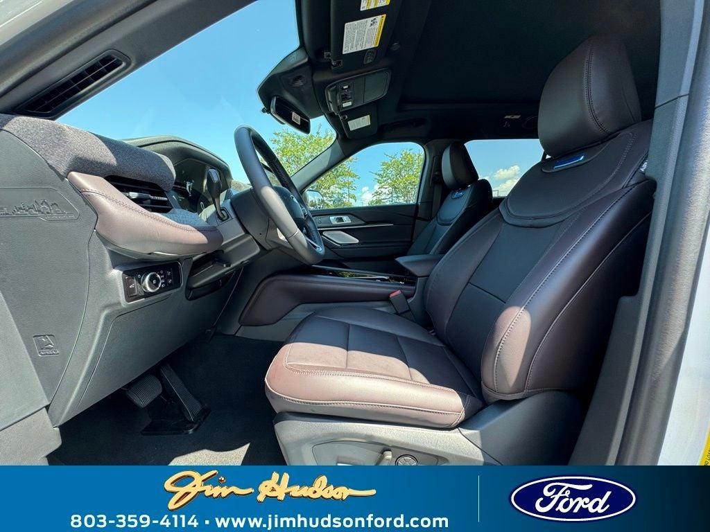 new 2025 Ford Explorer car, priced at $55,415