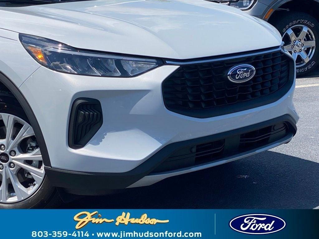 new 2025 Ford Escape car, priced at $24,501