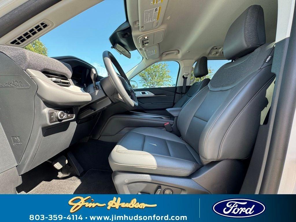 new 2025 Ford Explorer car, priced at $44,560