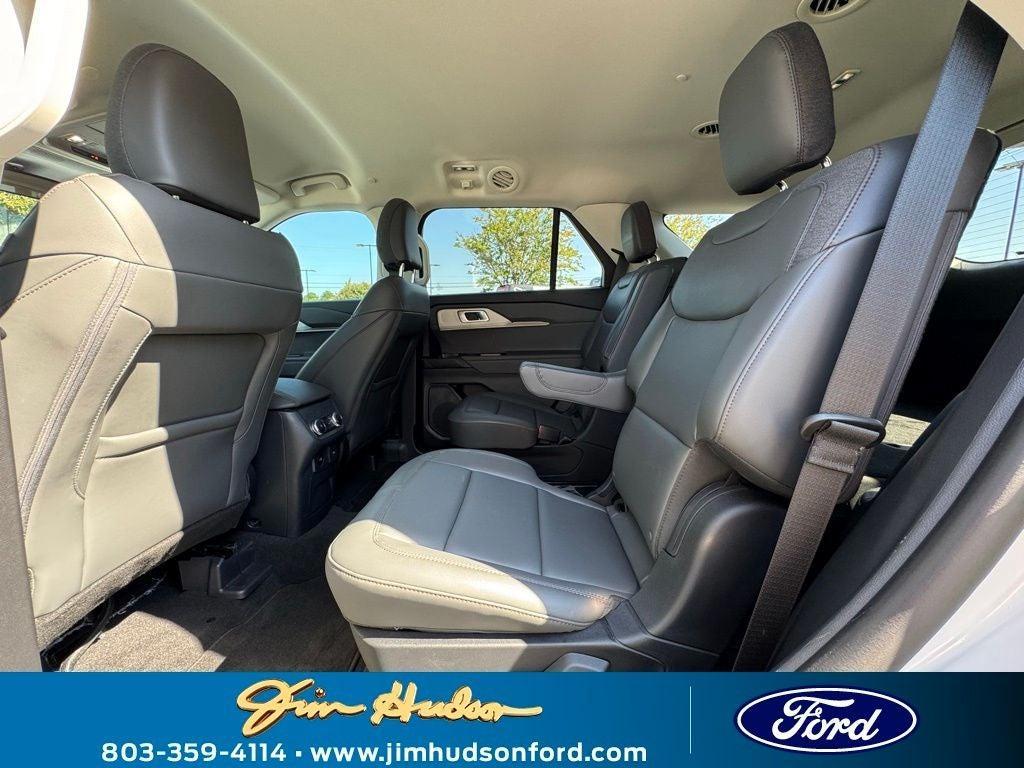 new 2025 Ford Explorer car, priced at $44,560