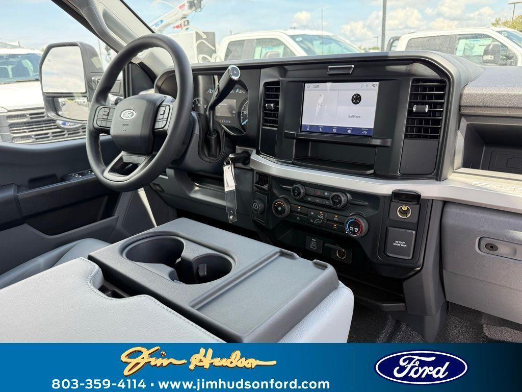 new 2025 Ford F-250 car, priced at $65,780
