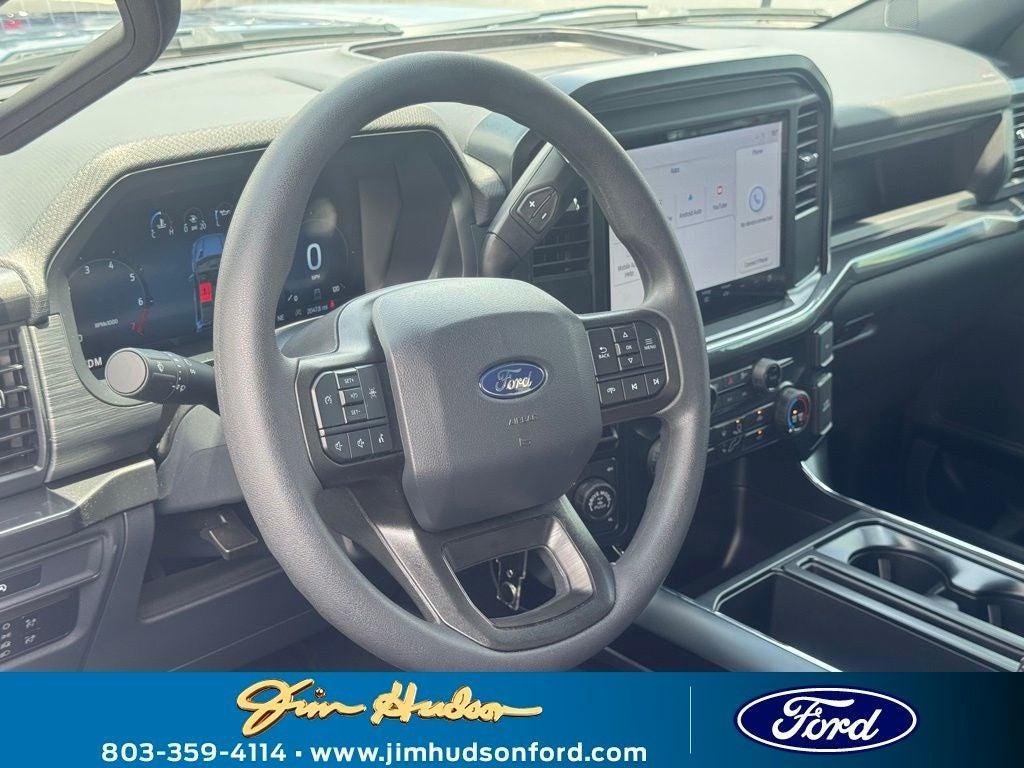 new 2025 Ford F-150 car, priced at $45,376