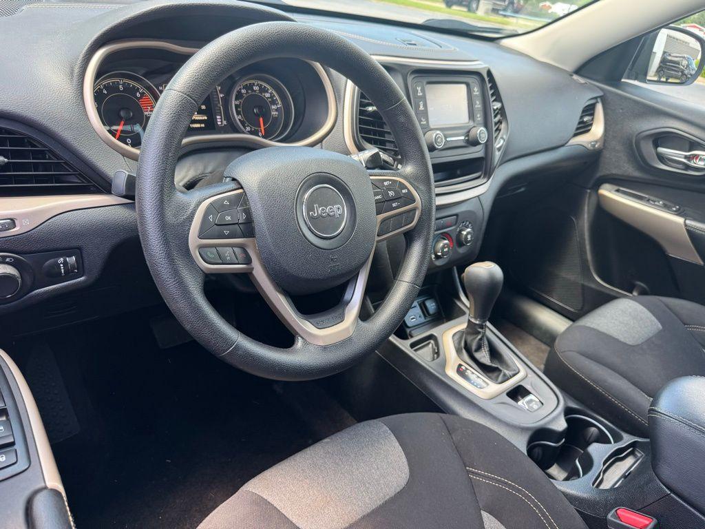 used 2017 Jeep Cherokee car, priced at $10,999
