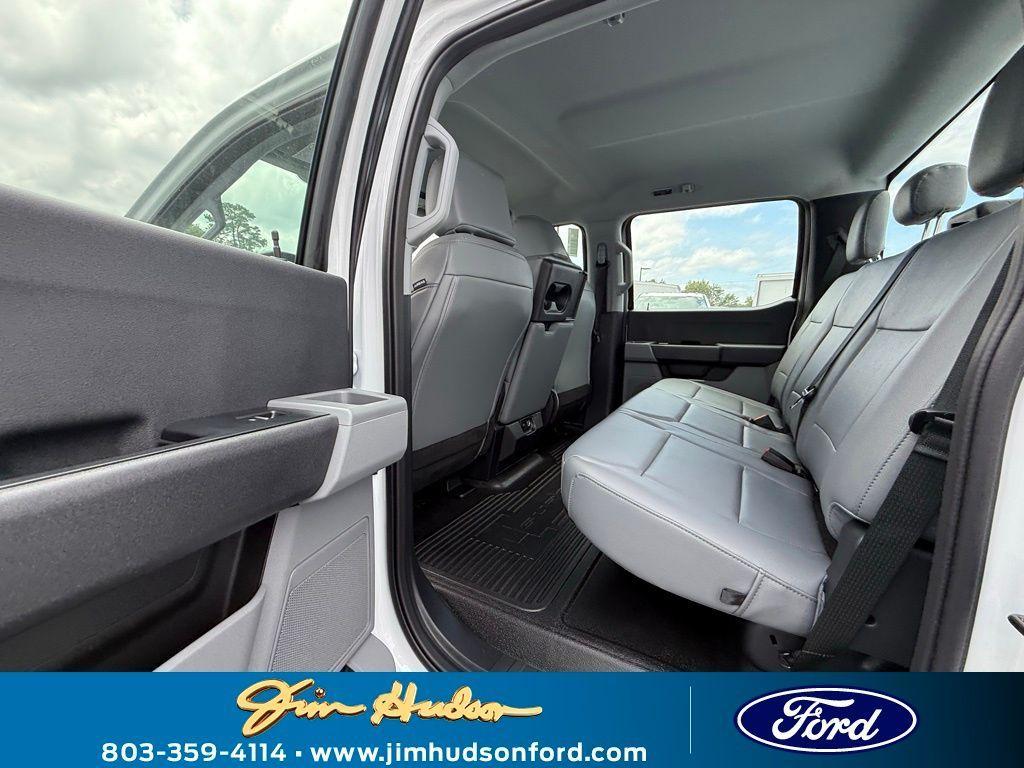 new 2025 Ford F-250 car, priced at $56,455