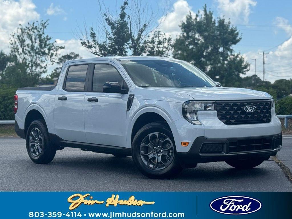 new 2025 Ford Maverick car, priced at $35,025