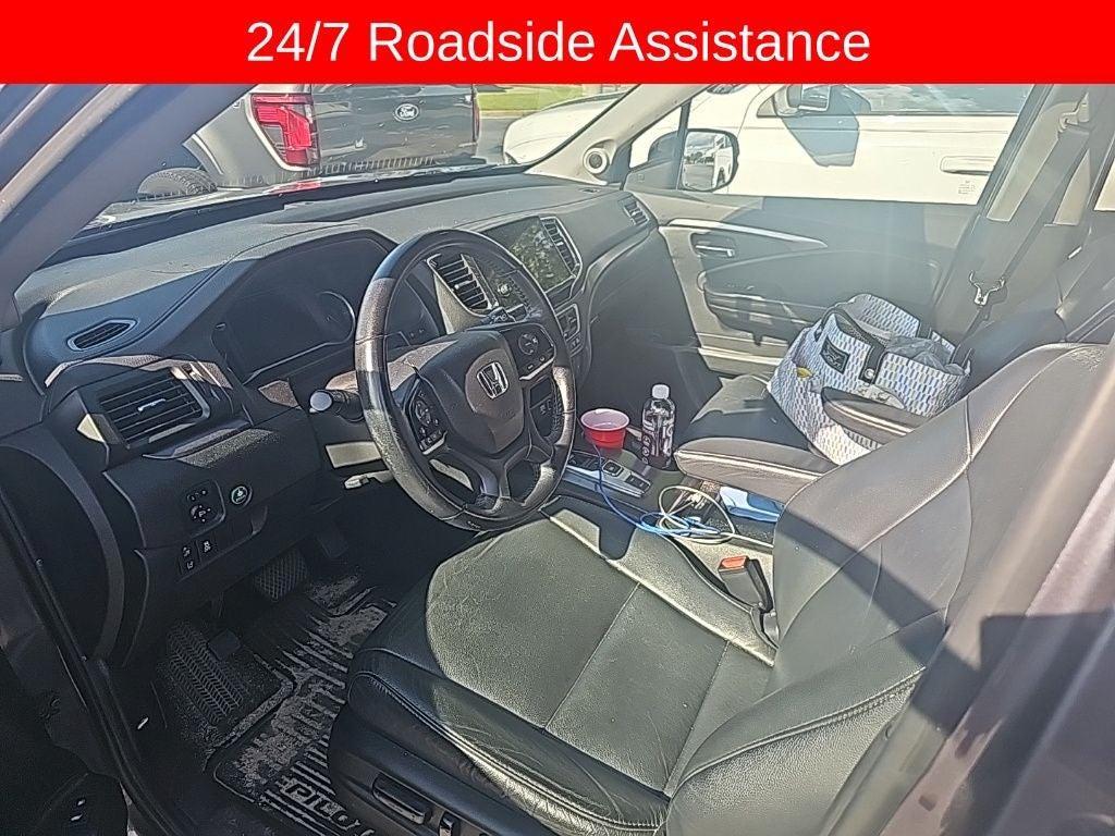 used 2021 Honda Pilot car, priced at $25,999