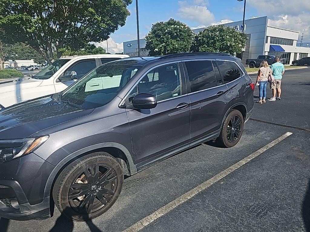 used 2021 Honda Pilot car, priced at $26,999