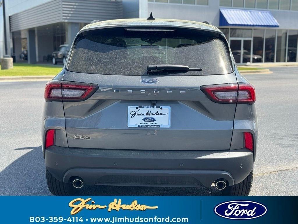 new 2025 Ford Escape car, priced at $29,010