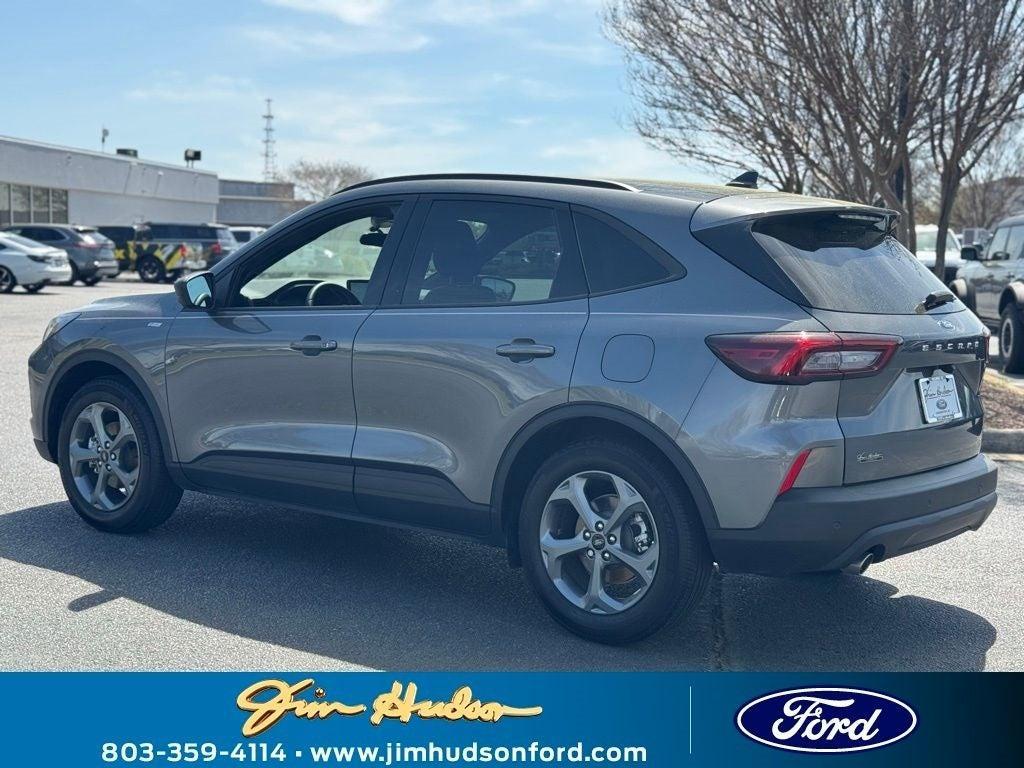 new 2025 Ford Escape car, priced at $29,010