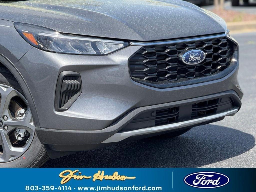 new 2025 Ford Escape car, priced at $29,010