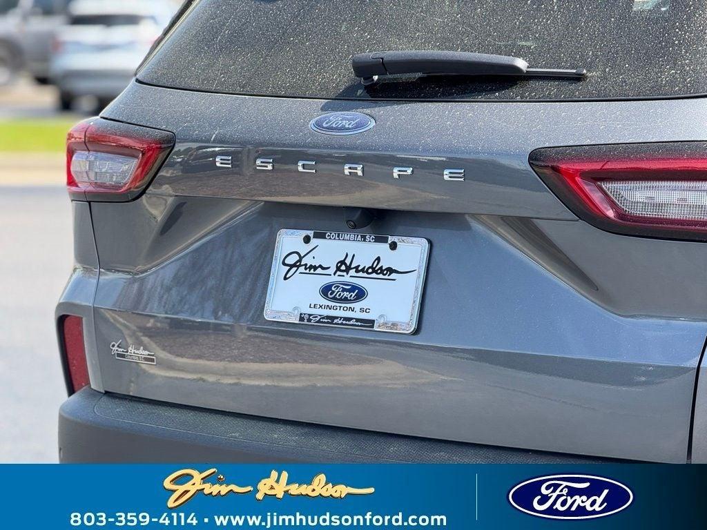 new 2025 Ford Escape car, priced at $29,010