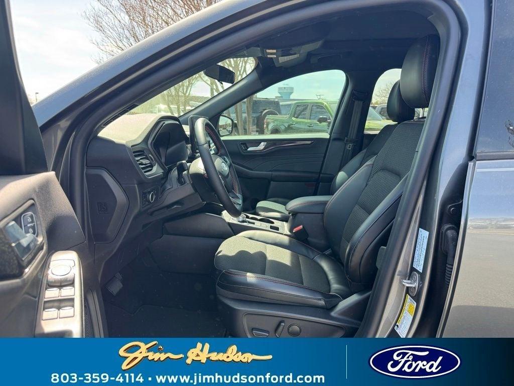 new 2025 Ford Escape car, priced at $29,010