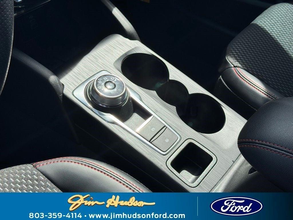 new 2025 Ford Escape car, priced at $29,010