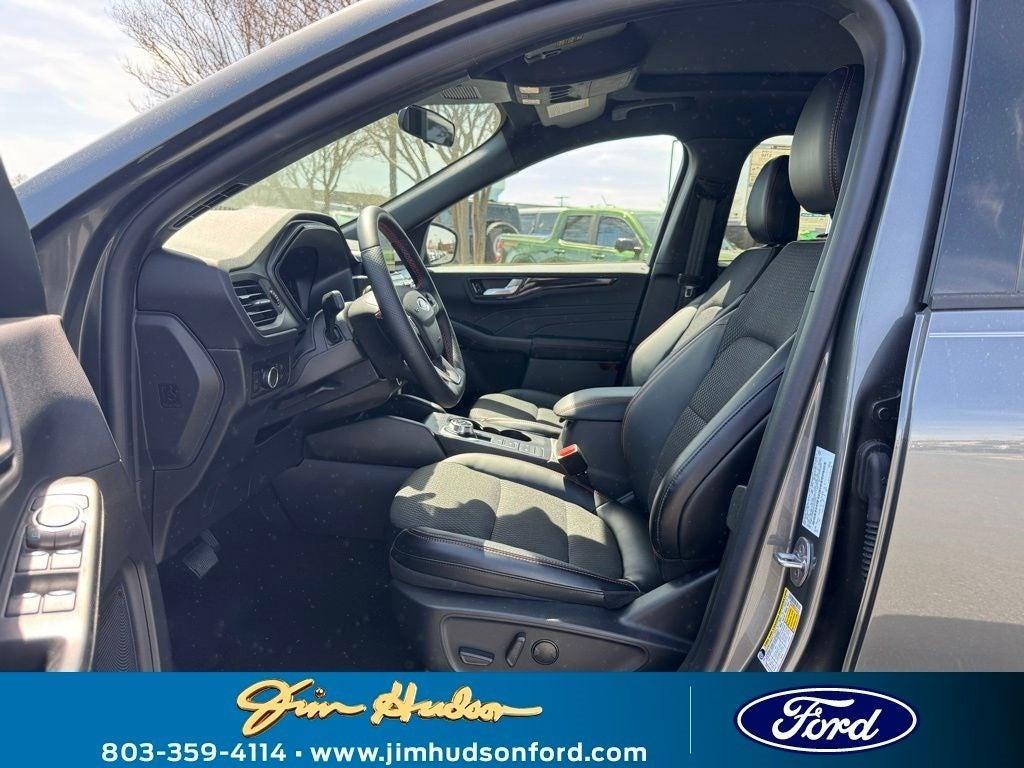 new 2025 Ford Escape car, priced at $30,225