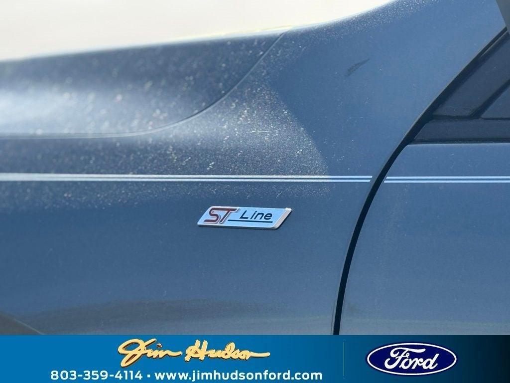 new 2025 Ford Escape car, priced at $30,225