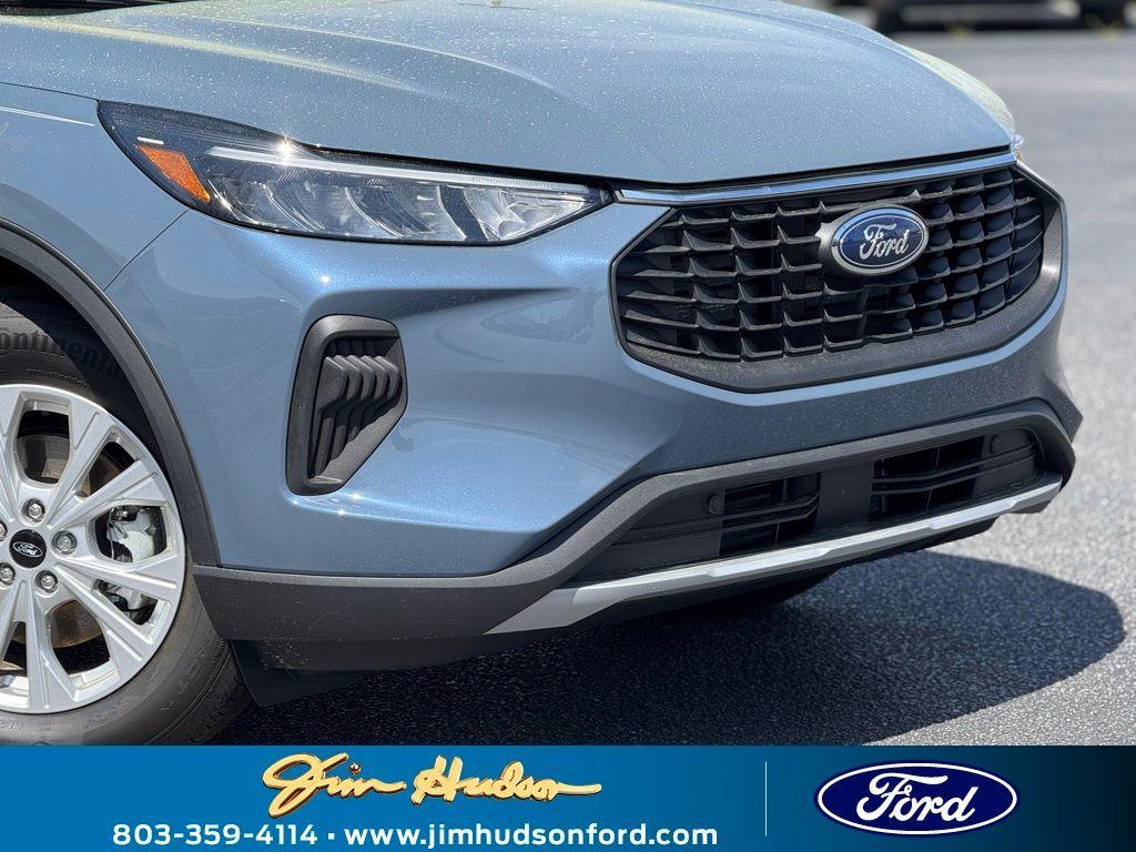 new 2025 Ford Escape car, priced at $29,190