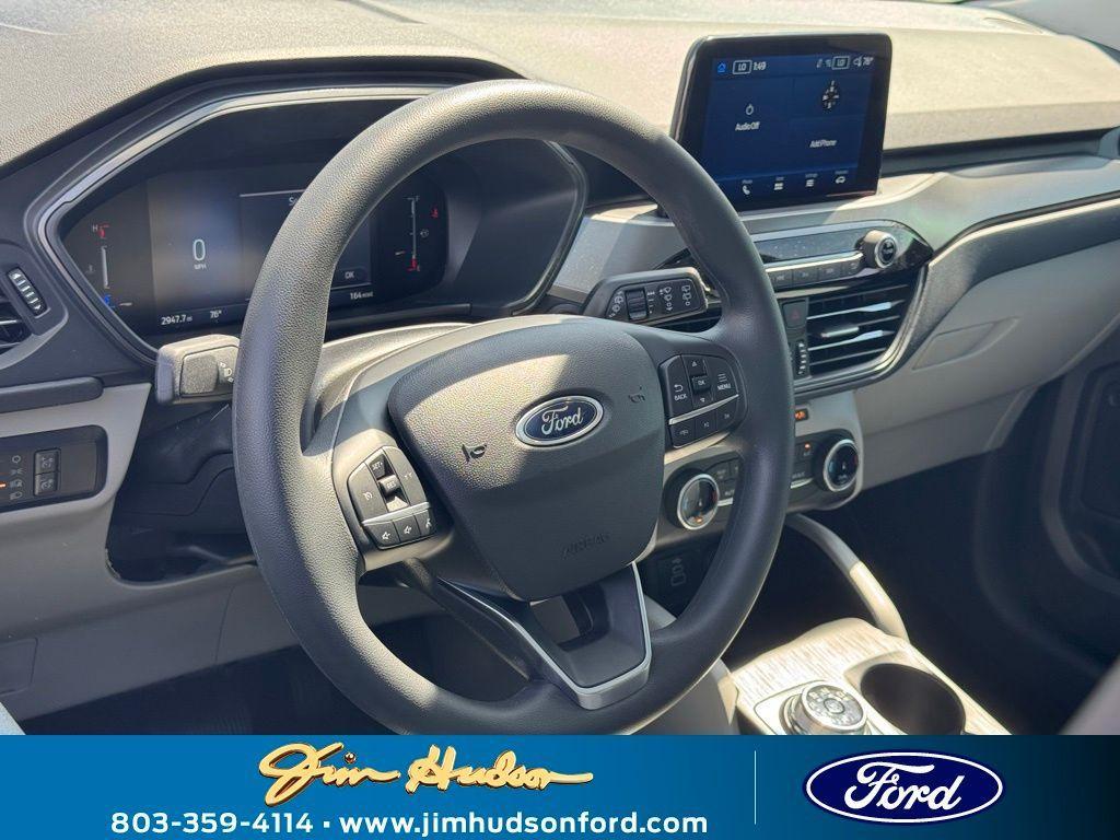 new 2025 Ford Escape car, priced at $29,190