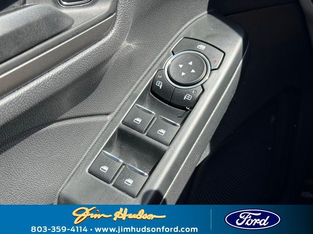 new 2025 Ford Escape car, priced at $29,190