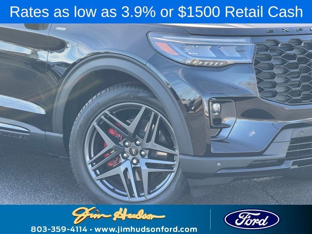 new 2025 Ford Explorer car, priced at $48,645