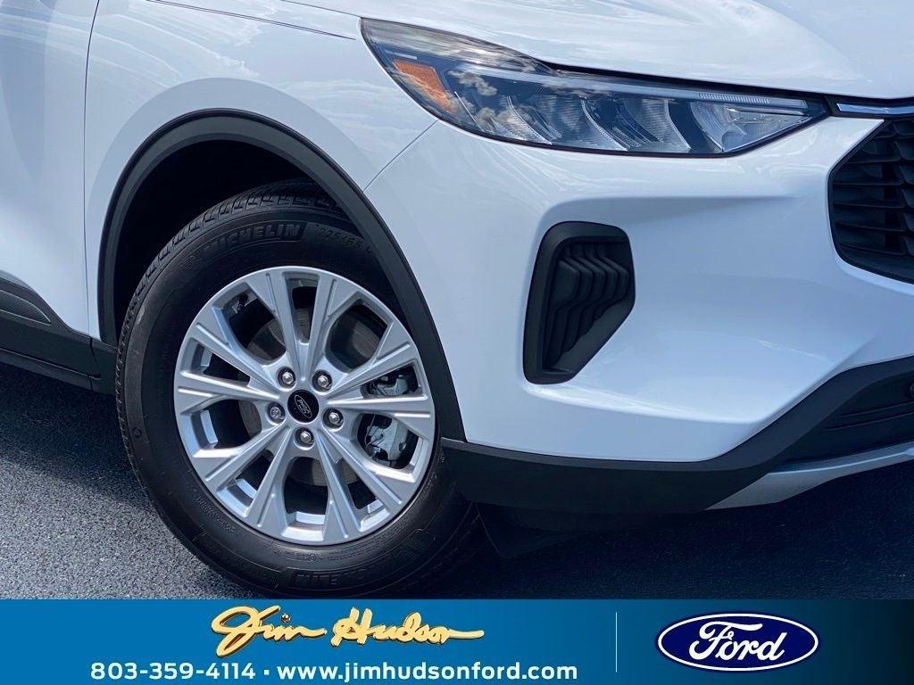 new 2025 Ford Escape car, priced at $26,145