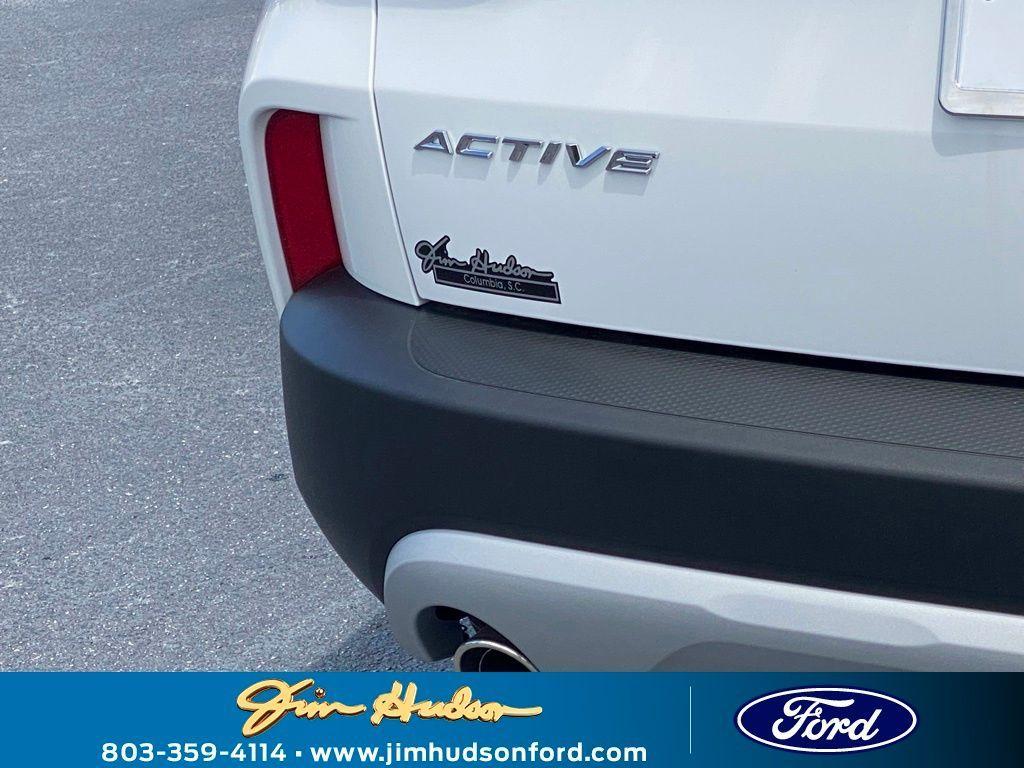 new 2025 Ford Escape car, priced at $27,759
