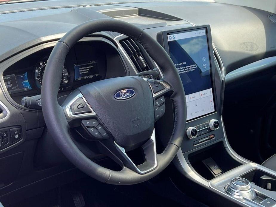 new 2024 Ford Edge car, priced at $37,251