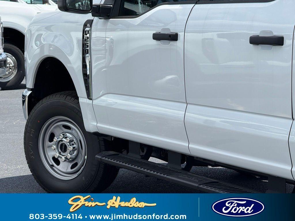 new 2025 Ford F-250 car, priced at $72,530