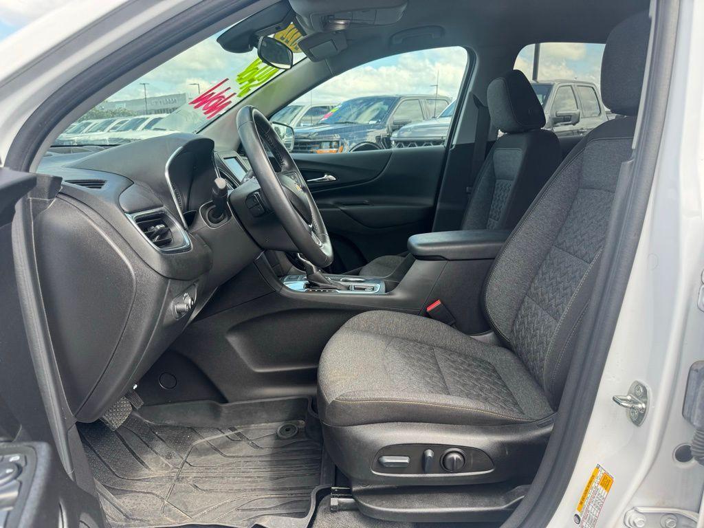used 2022 Chevrolet Equinox car, priced at $22,999
