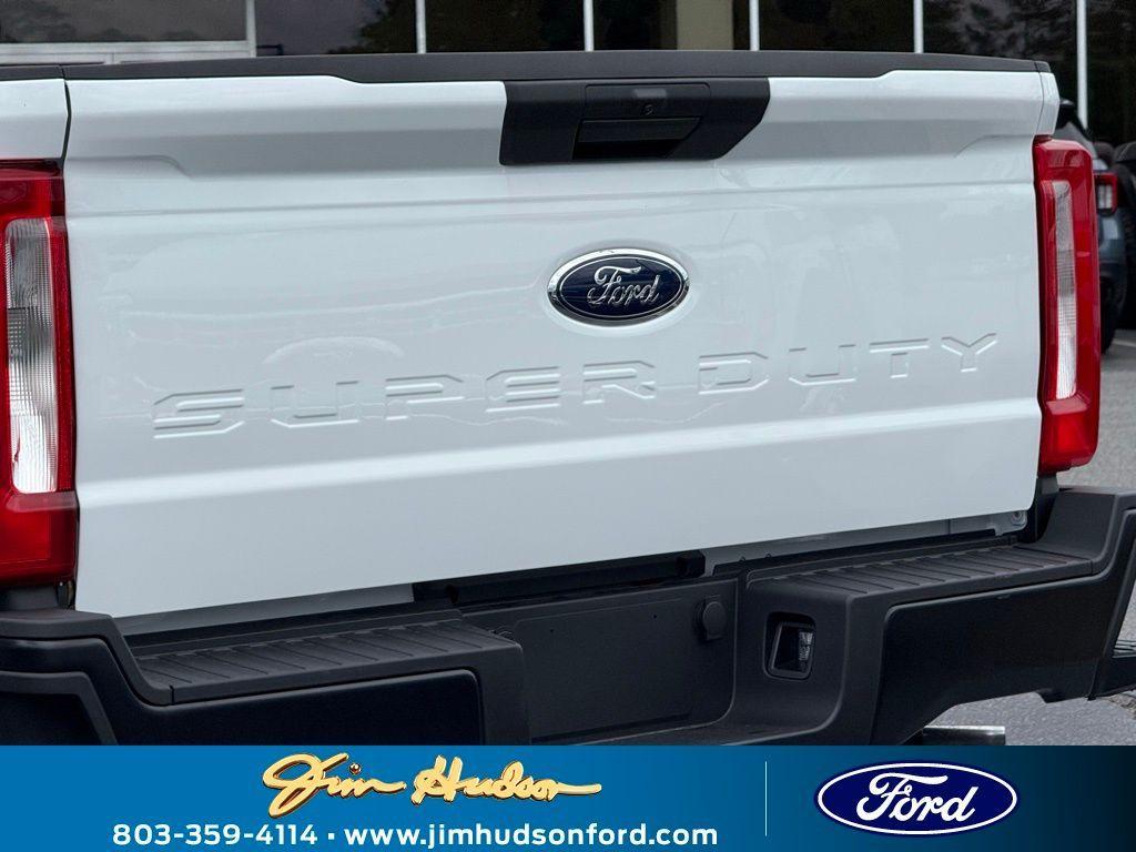 new 2025 Ford F-250 car, priced at $56,455
