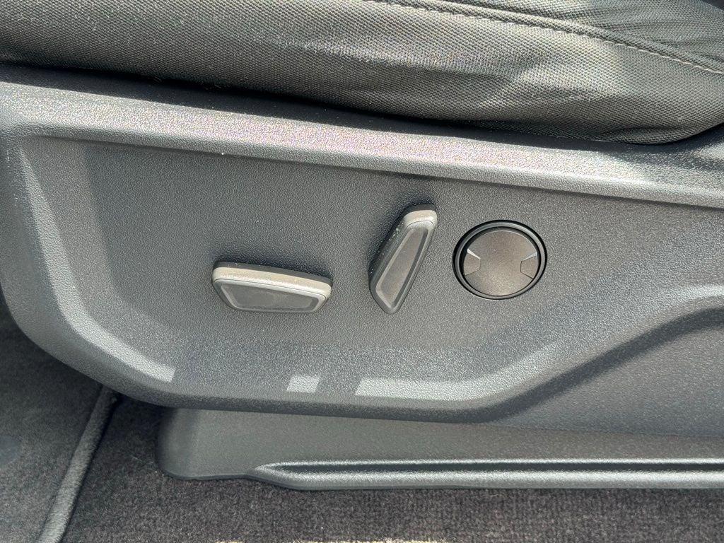 used 2022 Ford F-150 car, priced at $39,999