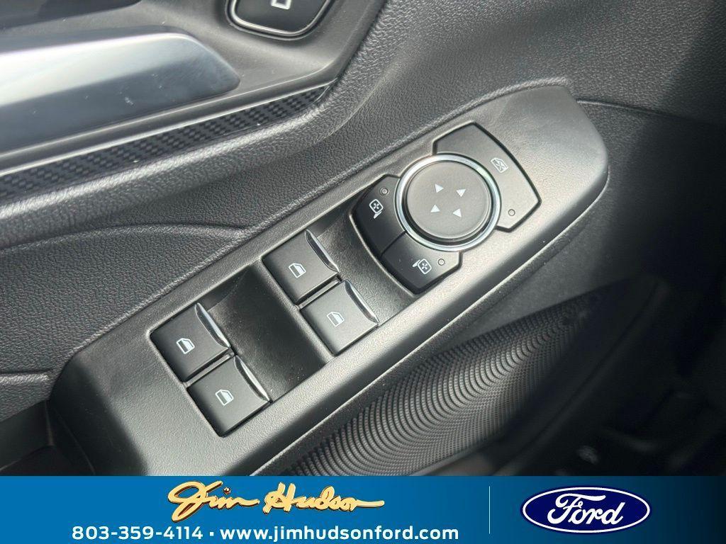 new 2025 Ford Escape car, priced at $30,900