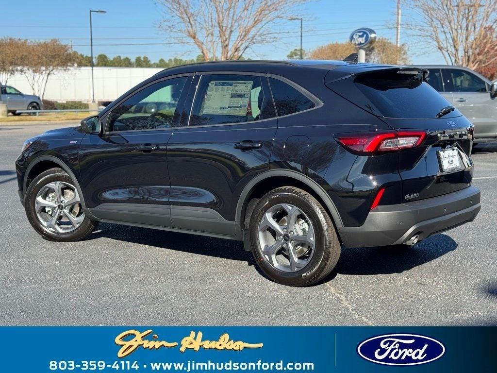 new 2025 Ford Escape car, priced at $30,900