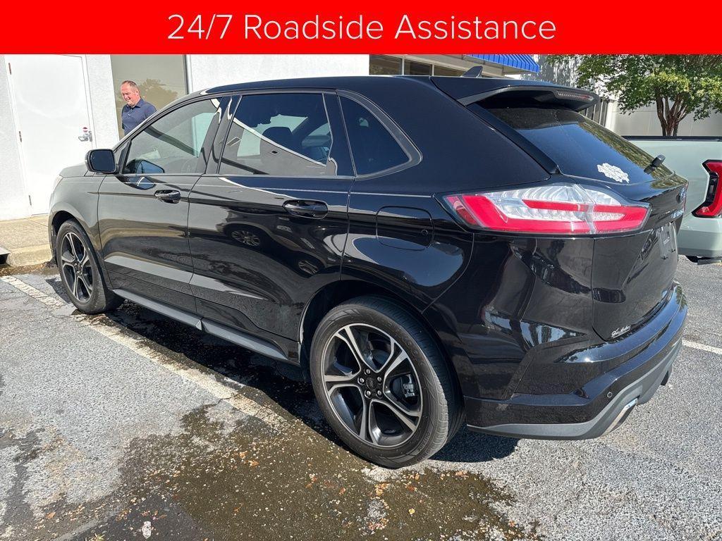 used 2023 Ford Edge car