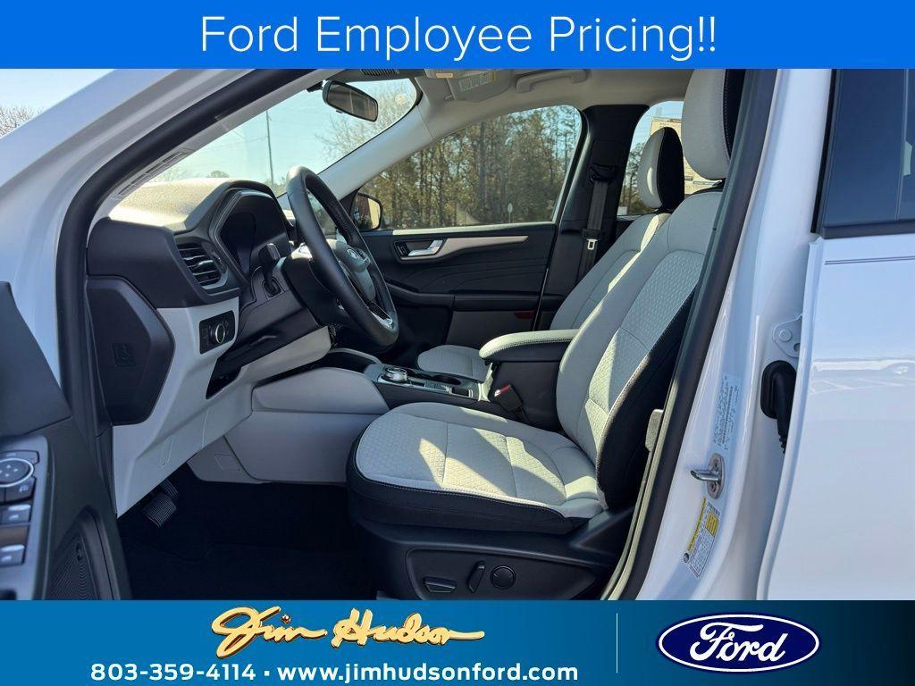 new 2024 Ford Escape car, priced at $31,323