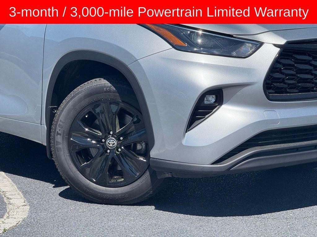 used 2023 Toyota Highlander car, priced at $37,999