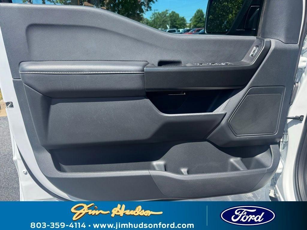 new 2025 Ford F-150 car, priced at $51,961