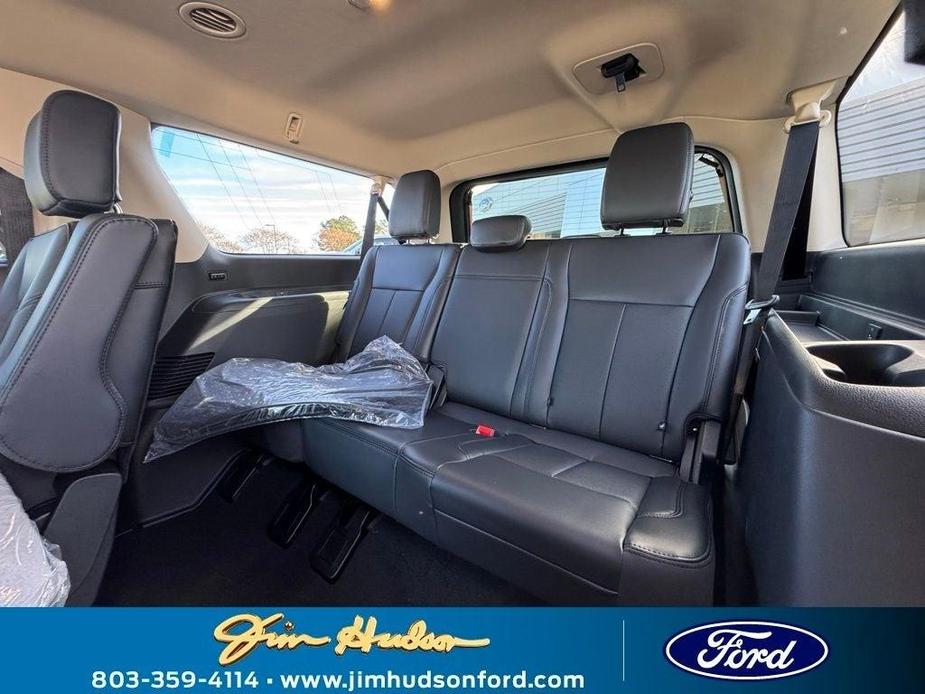 new 2024 Ford Expedition Max car, priced at $69,625