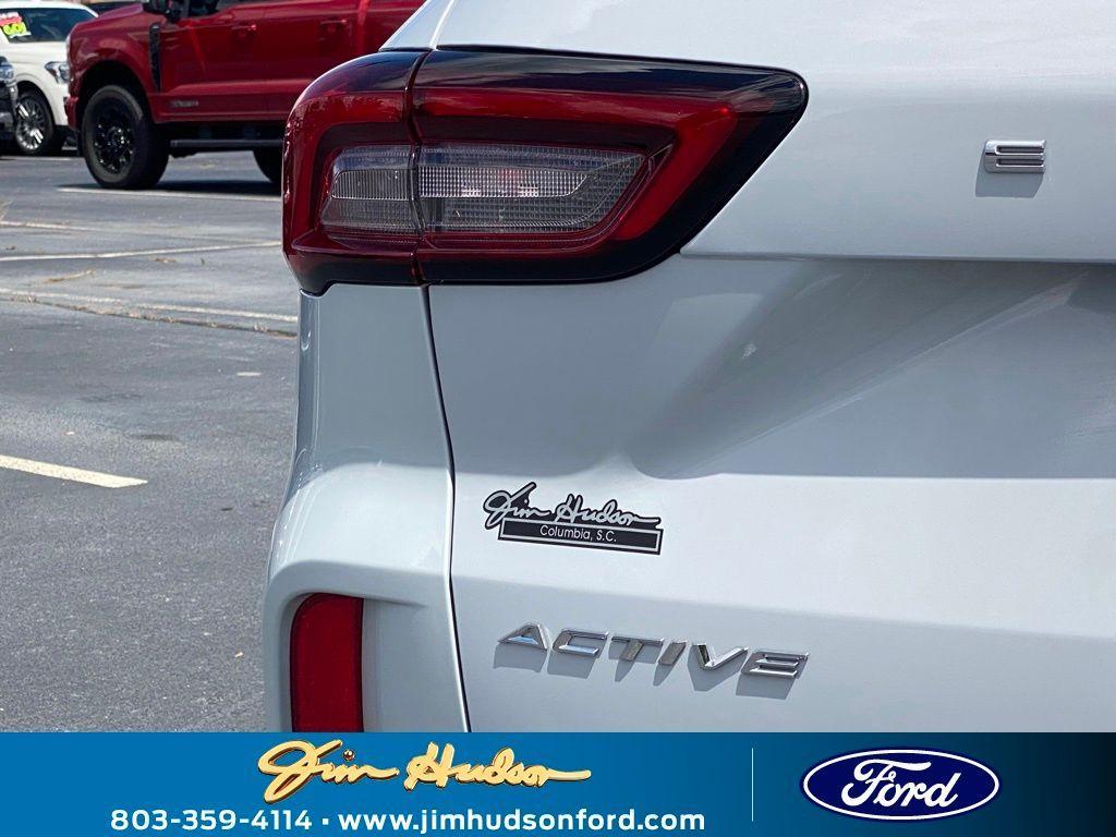 new 2025 Ford Escape car, priced at $28,202