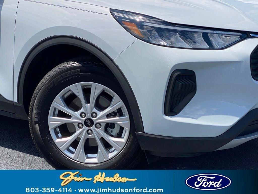 new 2025 Ford Escape car, priced at $25,025