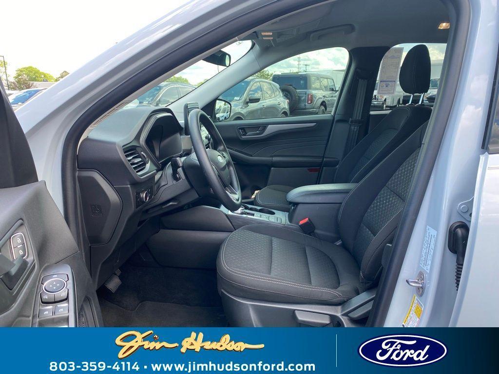 new 2025 Ford Escape car, priced at $28,202