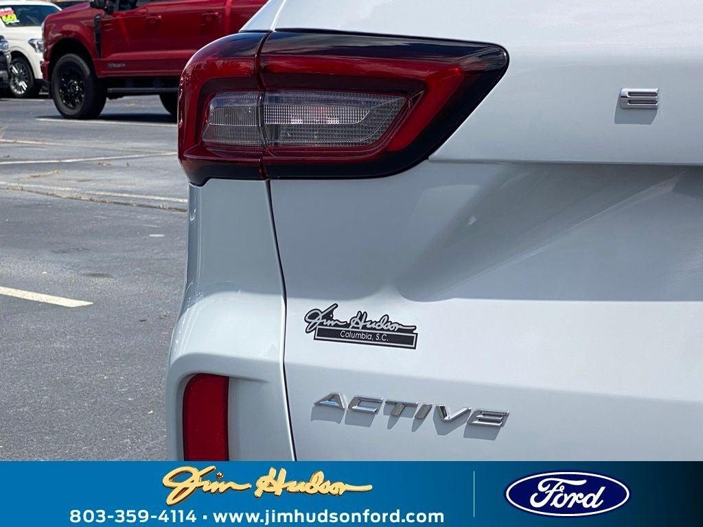 new 2025 Ford Escape car, priced at $25,025