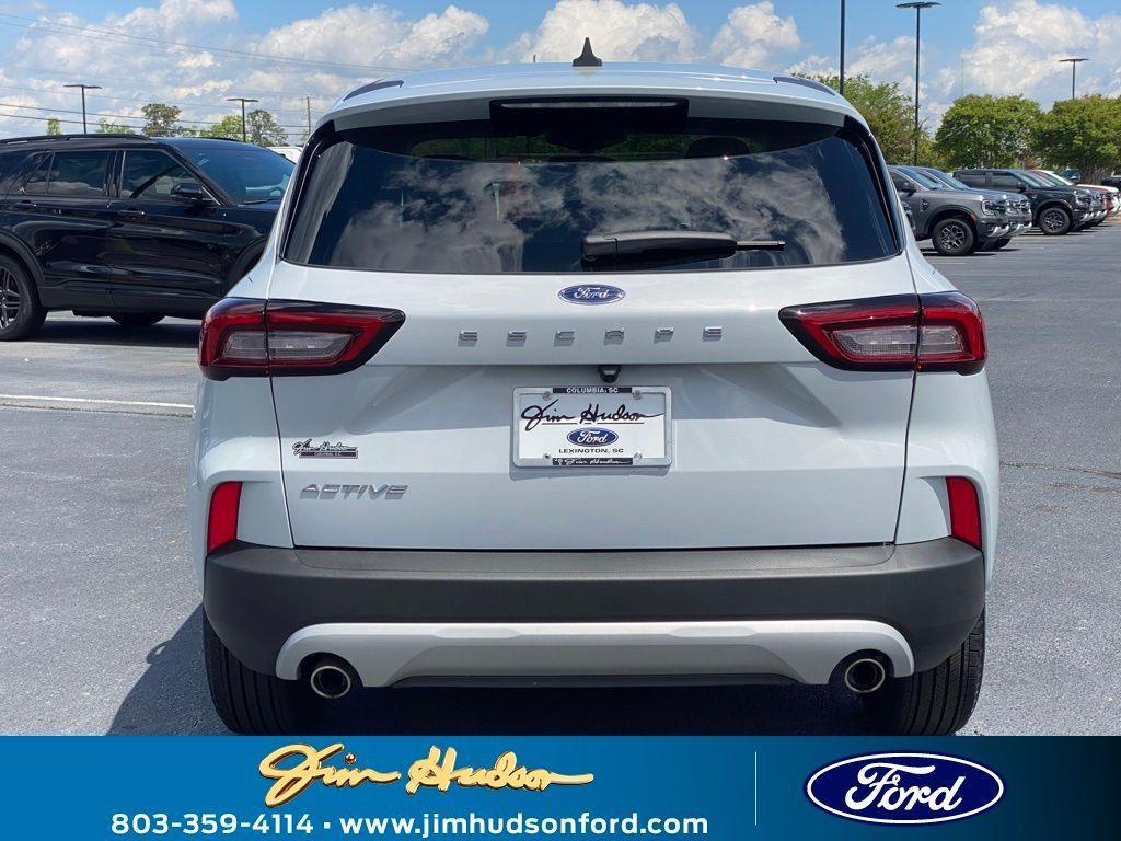new 2025 Ford Escape car, priced at $28,202