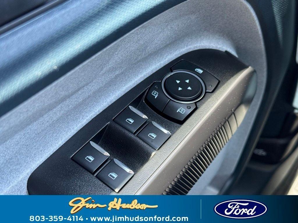 new 2025 Ford Maverick car, priced at $34,285